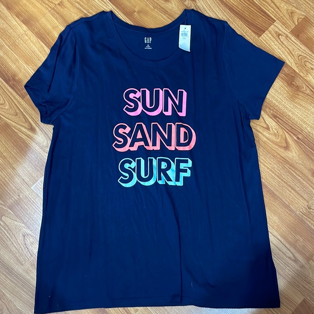 Gap tshirt